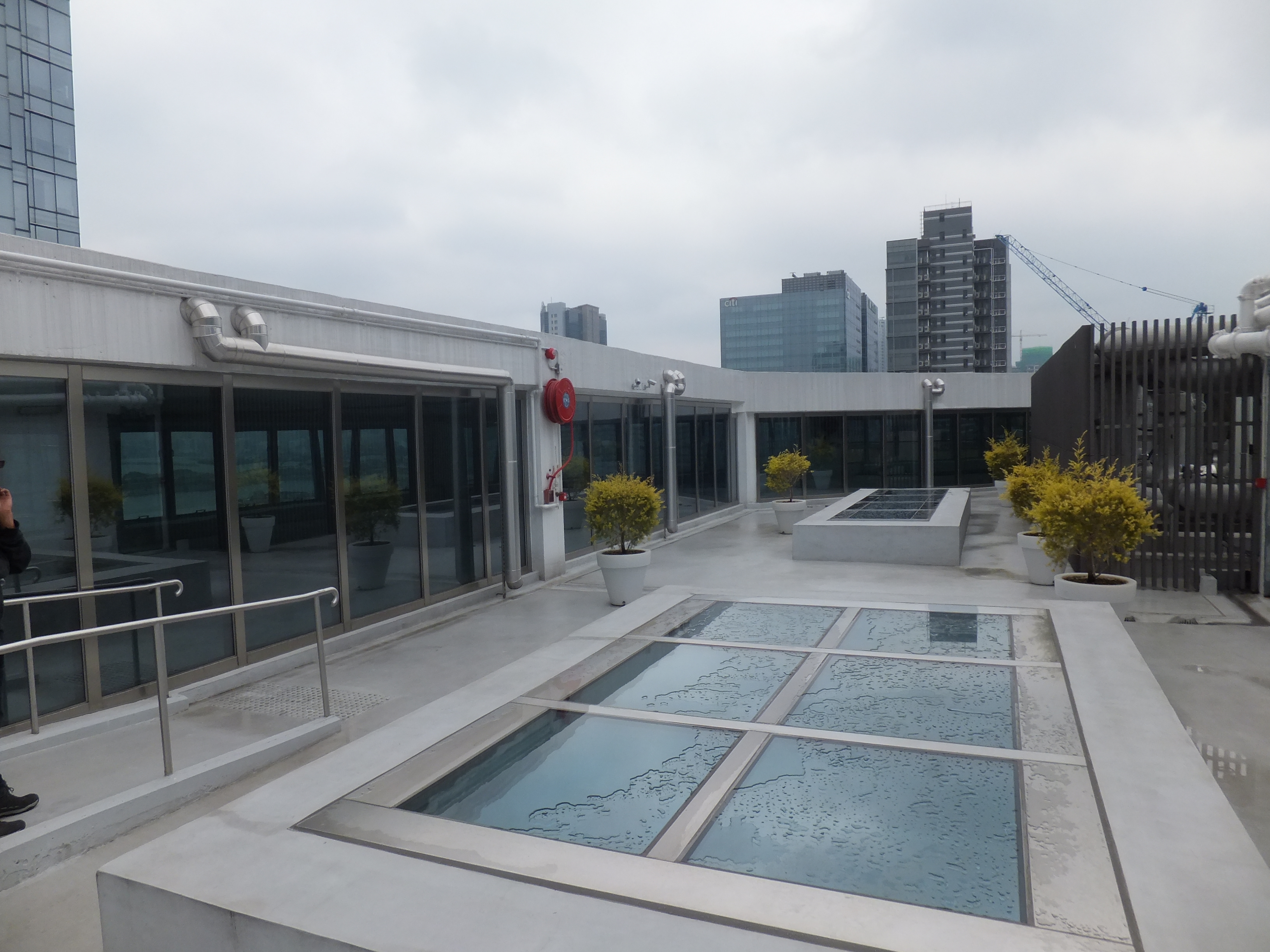 زجاج مقاوم للحريق