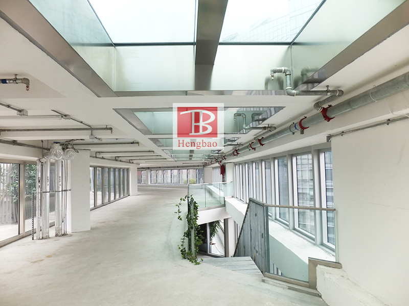 أرضية زجاجية مقاومة للحريق / كوة